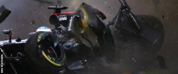 Alonso crash