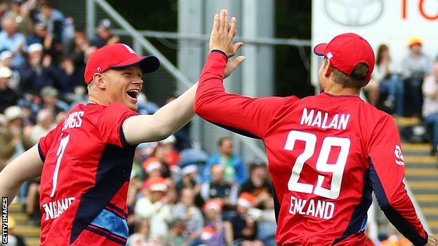 Sam Billings (left) and Dawid Malan