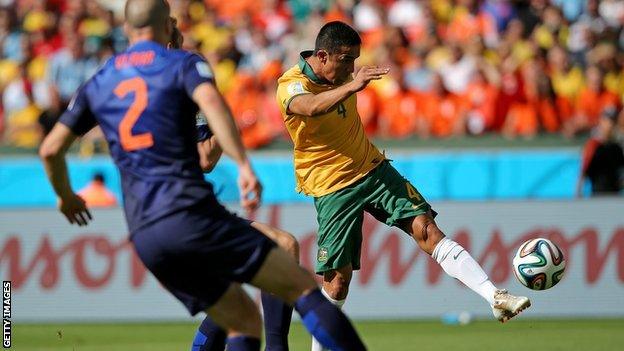 Tim Cahill volley