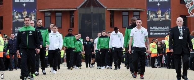 Ronny Deila and Celtic players