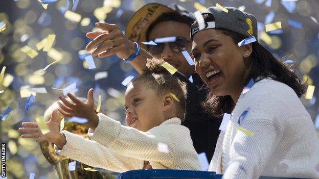 Stephen Curry and family