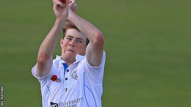 Tom Taylor in action for Derbyshire