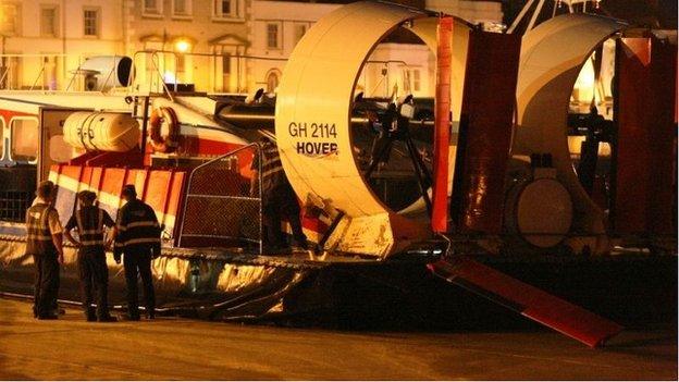 Broken propeller on Hovercraft