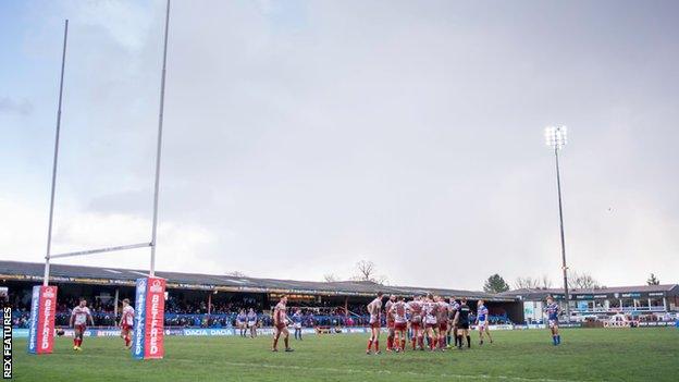 Wakefield Trinity in action