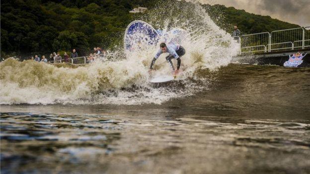 Surf Snowdonia