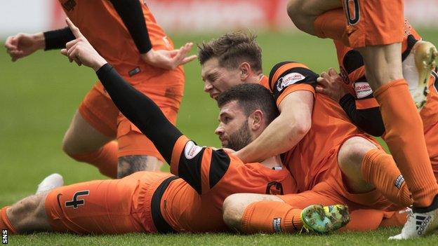 Mark Durnan celebrates for Dundee United