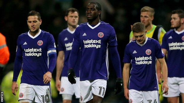 Sheffield United's players leave the pitch following their 1-0 defeat by Preston at Deepdale