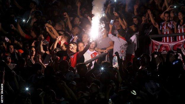 River Plate fans