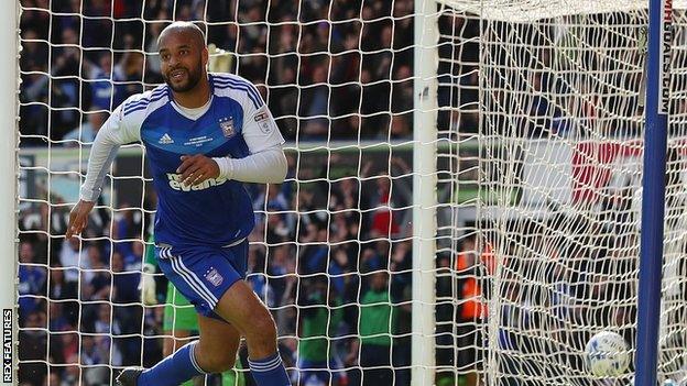 David McGoldrick of Ipswich Town celebrates his goal