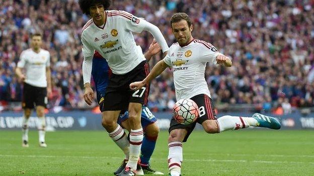 Manchester United win the 2016 FA Cup