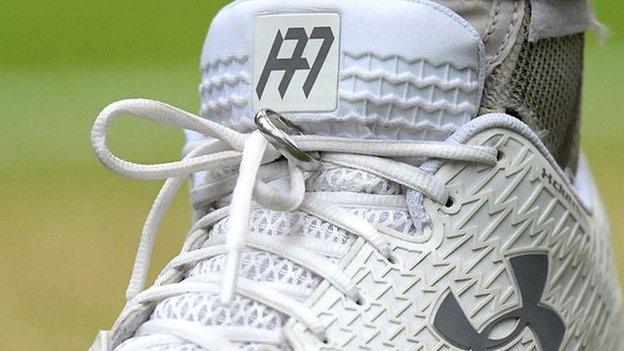 Andy Murray's shoe with wedding ring