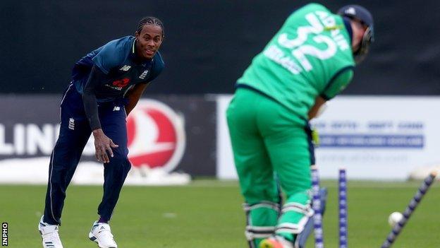 Jofra Archer bowls Mark Adair in the ODI at Malahide in 2019