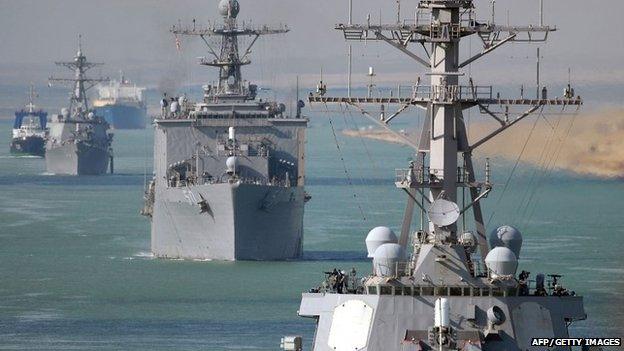 US warships line astern