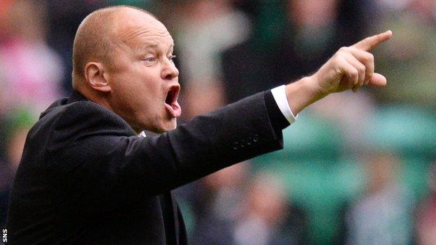 Dundee United manager Mixu Paatelainen