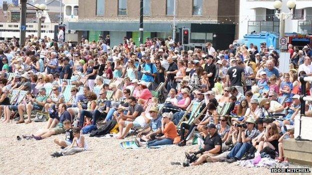 Spectators at Worthing Birdman 2015
