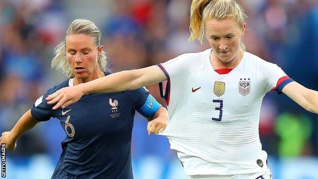 Sam Mewis in action for USA at the 2019 World Cup