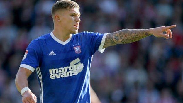Martyn Waghorn struck his seventh goal of the season to equalise for Ipswich