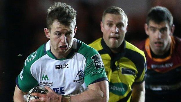 Connacht's Matt Healy heads for the Dragons' line