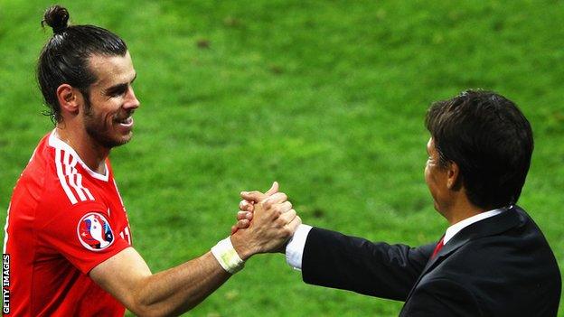 Gareth Bale (left) and Chris Coleman