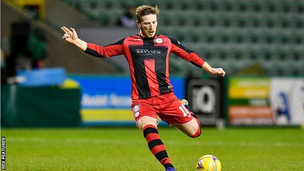 Kyle McAllister playing for St Mirren