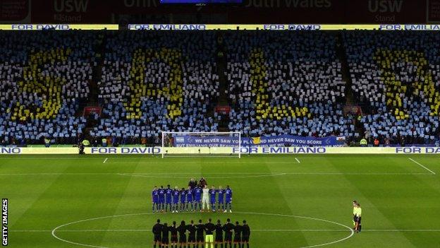 A mosaic in the colours of Argentine striker Sala showed his name before kick-off