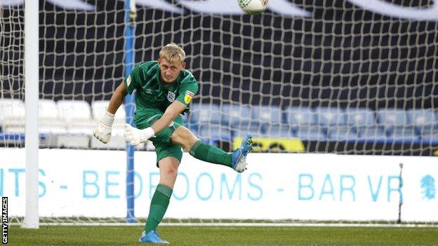 Hudderfield Town goalkeeper Ryan Schofield