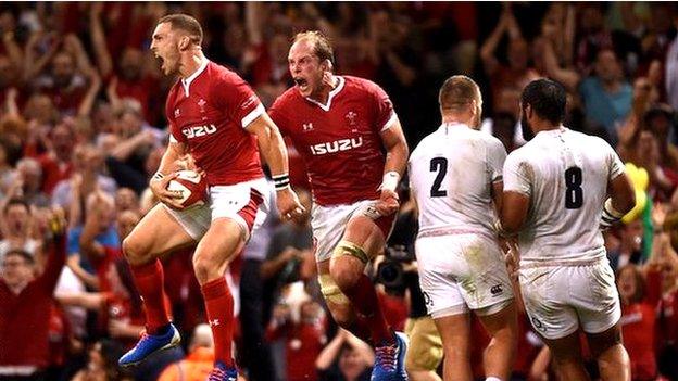 George North ac Alun Wyn Jones