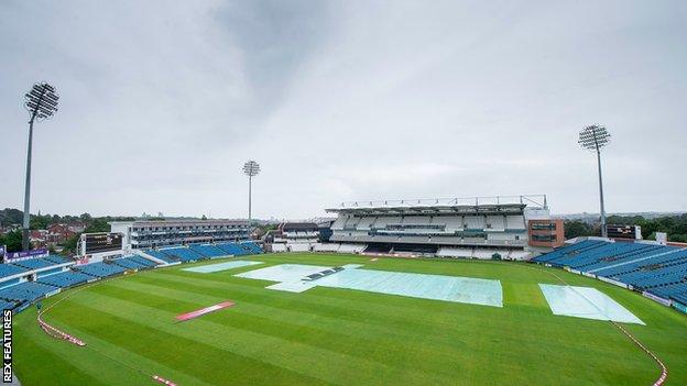 Emerald Headingley