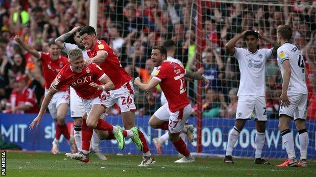 Nottingham Forest's Sam Surridge scoring against Swansea