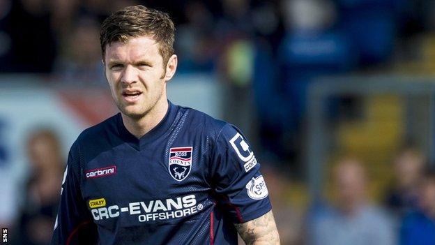 Darren Barr in action for Ross County