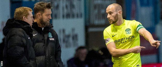 Hibs' Neil Lennon, Gary Parker and David Gray discuss tactics