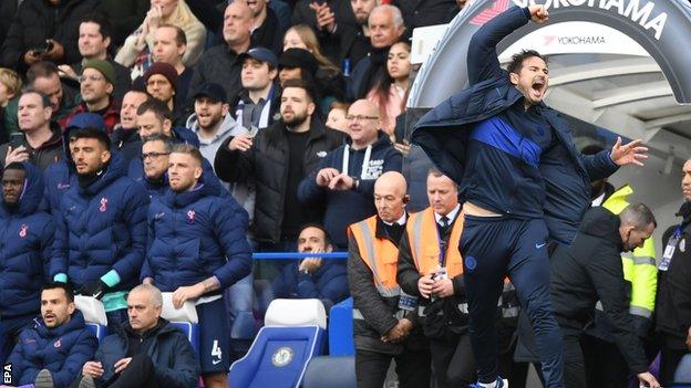 Frank Lampard celebrates Chelsea's win over Tottenham