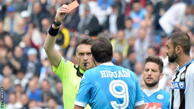 Gonzalo Higuain is sent off