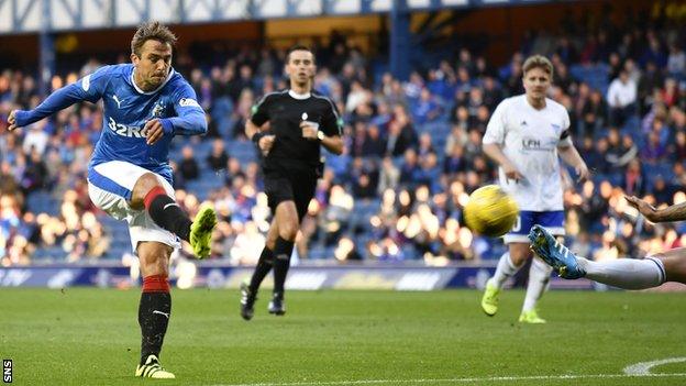 Niko Kranjcar scores