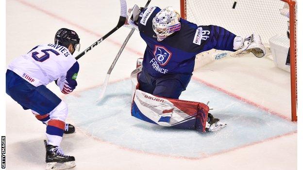 Ben Davies scores Britain's winner