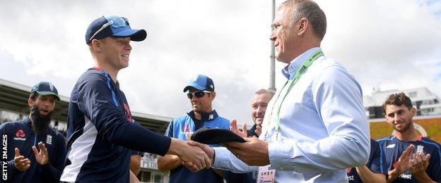 Ollie Pope and Alec Stewart