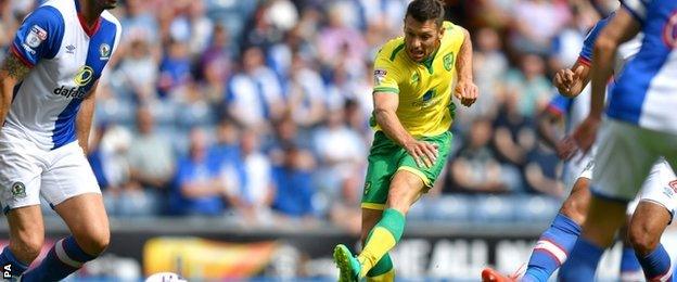 Wes Hoolahan netted Norwich's second goal against Blackburn at Ewood Park