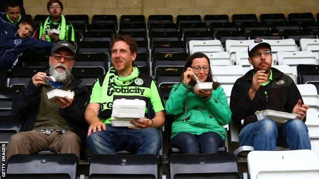 Forest Green Rovers fans