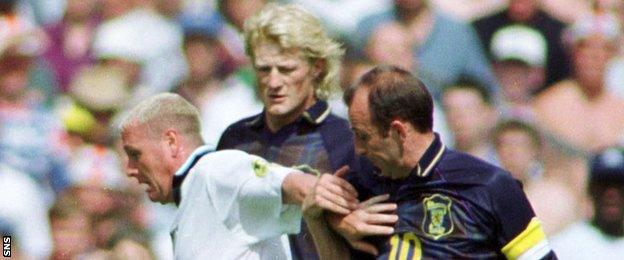 Paul Gascoigne, Colin Hendry and Gary McAllister