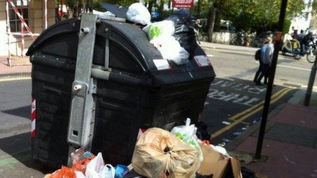 Overflowing rubbish bin in Brighton