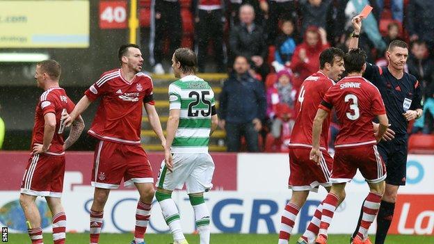 Craig Thomson sends off Jonny Hayes