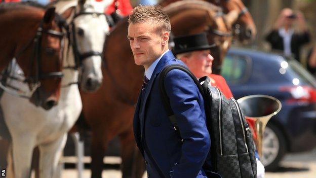 Jamie Vardy arrives in France for Euro 2016 with England as his club future remains undecided