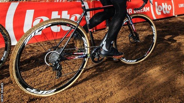 A rider at the Cyclo-cross World Championships