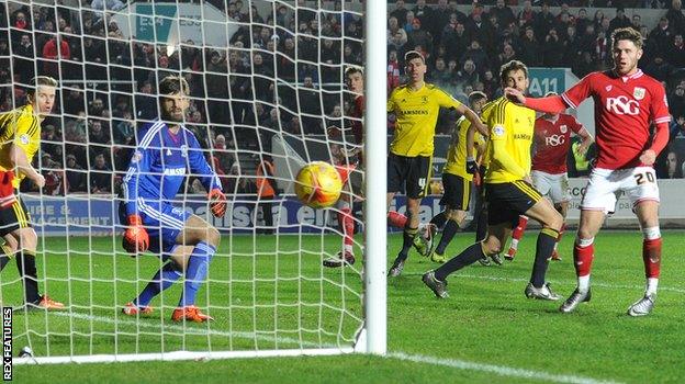 Wes Burns scores for Bristol City against Middlesbrough