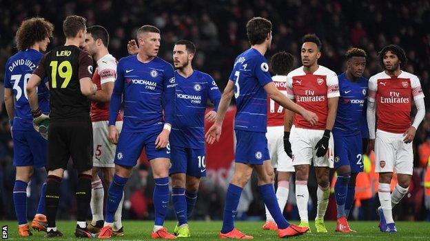 Chelsea players against Arsenal