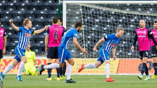 Rory McKenzie scores for Kilmarnock