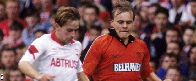 Stephen Wright and Mixu Paatelainen