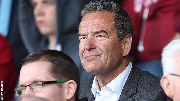 Jeff Stelling