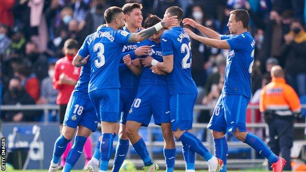 Getafe celebrating