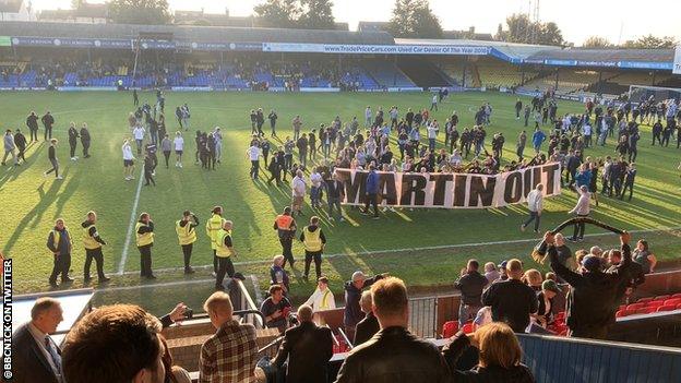 Southend fans protest